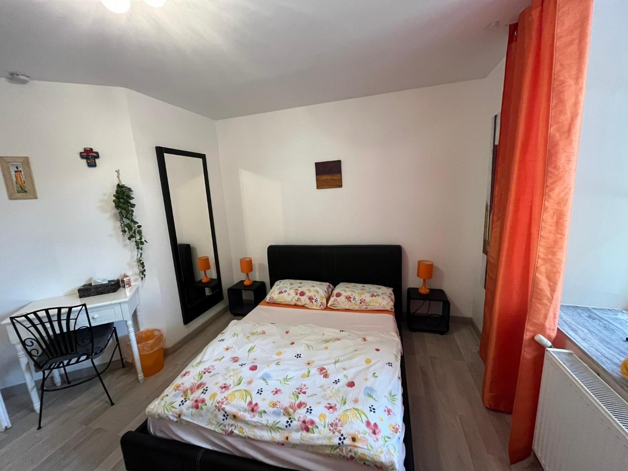 Couleurs De La Vie - Chambres D'Hotes Et Gite Cormatin Pokój zdjęcie