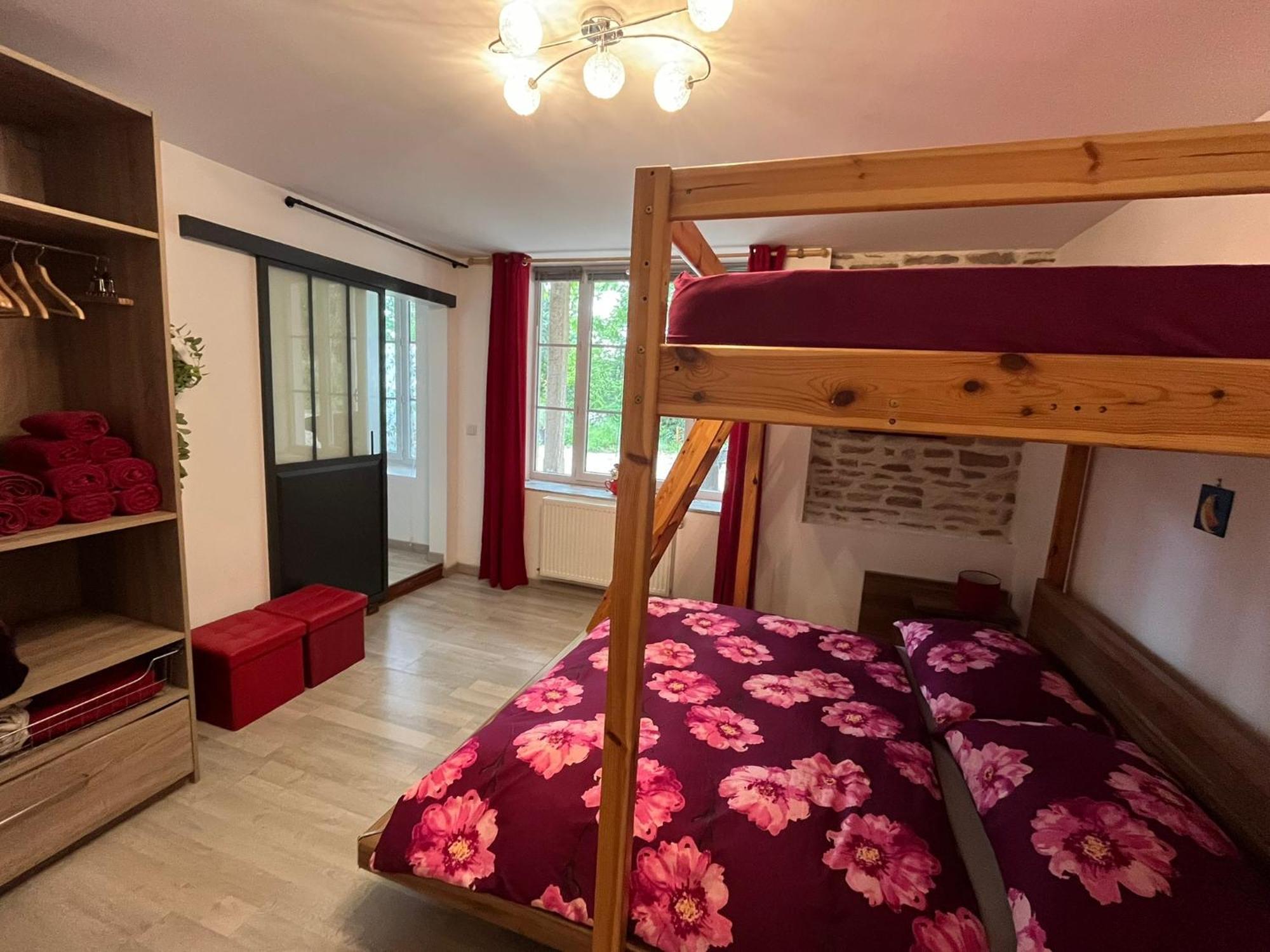 Couleurs De La Vie - Chambres D'Hotes Et Gite Cormatin Pokój zdjęcie